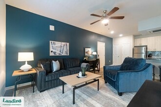 655 W Mallard Creek Church Rd in Charlotte, NC - Building Photo - Building Photo