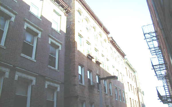 12 Foster St in Boston, MA - Building Photo - Building Photo