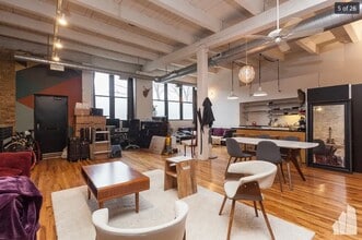 3312 N Ravenswood Ave in Chicago, IL - Building Photo - Building Photo