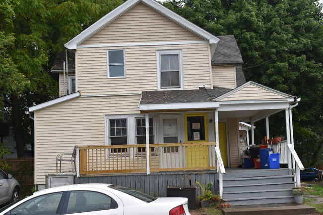 14 Clarke St in Binghamton, NY - Building Photo - Building Photo