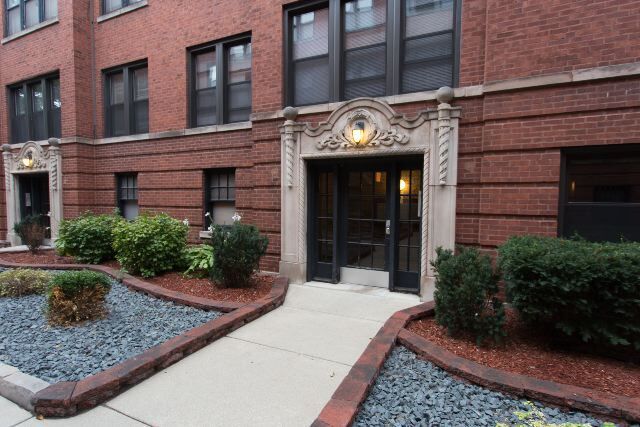 3523 N Racine Ave, Unit A07C