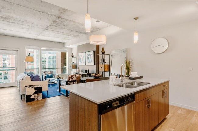 Cadence Union Station in Denver, CO - Building Photo - Building Photo