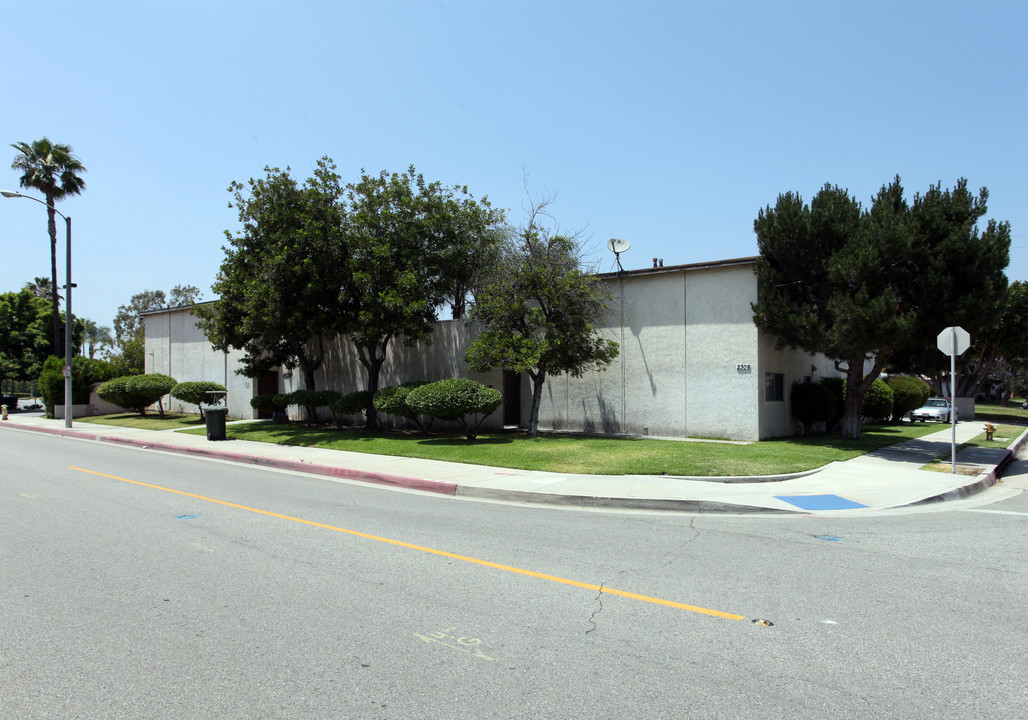 2309 E Garvey Ave N in West Covina, CA - Building Photo