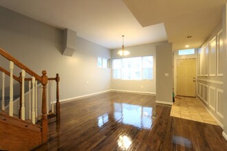 1025 W 20th Pl in Chicago, IL - Building Photo - Building Photo
