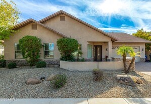 4213 E Edgemont Ave in Phoenix, AZ - Building Photo