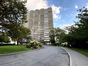 6050 Boulevard E, Unit 6B in West New York, NJ - Foto de edificio - Building Photo
