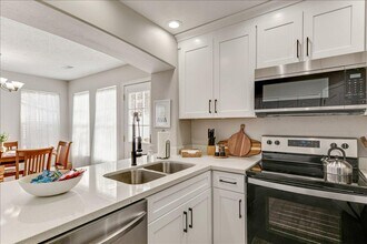 184 E Rideout Hall Ln in Draper, UT - Building Photo - Building Photo
