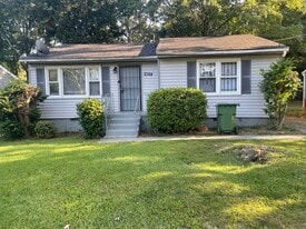 2364 Cross St NW in Atlanta, GA - Building Photo