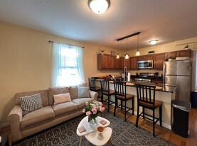 38 Gorham St, Unit 1 in Somerville, MA - Building Photo