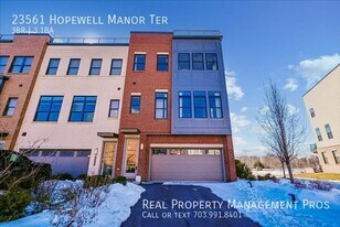 23561 Hopewell Manor Terrace in Ashburn, VA - Building Photo