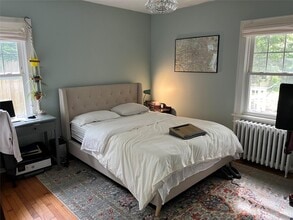 25 Willow Ave in Huntington, NY - Building Photo - Building Photo