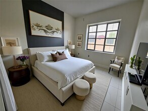 1020 NW 33rd Ave in Miami, FL - Building Photo - Building Photo