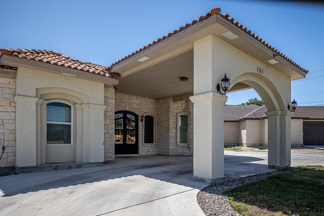 101 Margaret Ln in Del Rio, TX - Building Photo - Building Photo