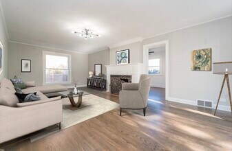 6601 N Sioux Ave in Chicago, IL - Building Photo - Building Photo