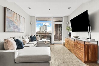 300 Commercial St in Boston, MA - Building Photo - Building Photo