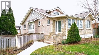 3101 Byng Rd in Windsor, ON - Building Photo