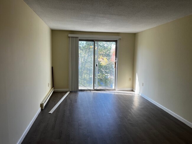 property at 39 Dinan Dr
