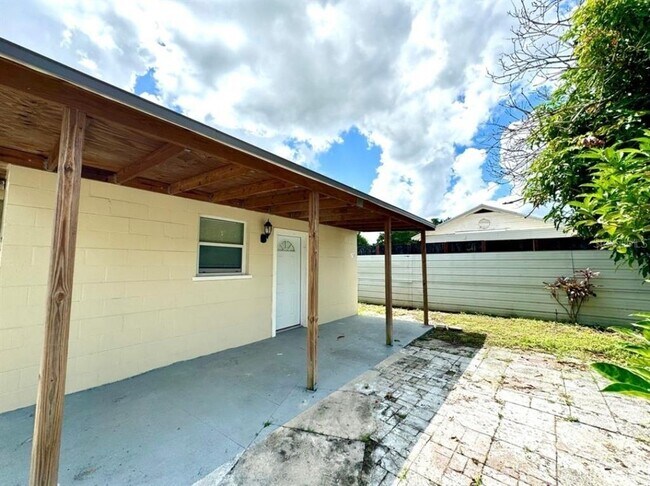1411 E 24th Ave in Tampa, FL - Building Photo - Building Photo