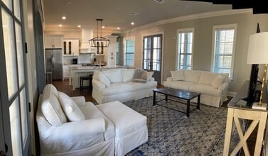 Wellington Place in Oxford, MS - Building Photo - Building Photo