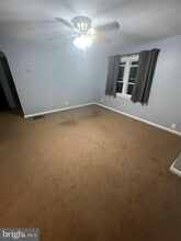 441 Larchmont Dr in Delanco, NJ - Building Photo - Building Photo