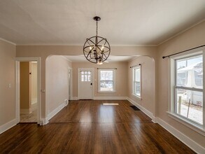 1726 5th Ave SE in Cedar Rapids, IA - Building Photo - Building Photo