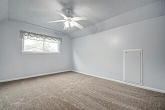 9623 Philmont Dr in Houston, TX - Building Photo - Building Photo