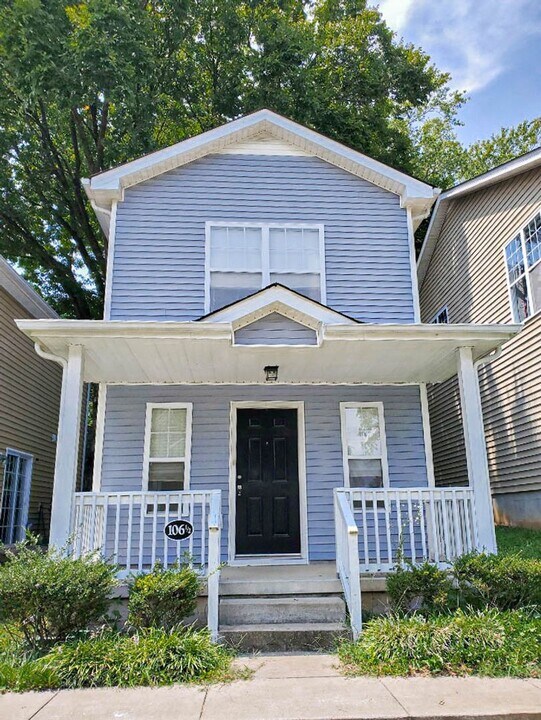106 1/2 Riverview Dr in Clarksville, TN - Building Photo