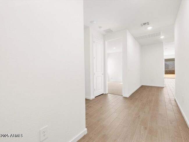 4239 W Lisa Ln in San Tan Valley, AZ - Building Photo - Building Photo