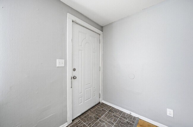 2301 Jefferson Ave in Columbus, OH - Building Photo - Building Photo