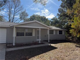 2713 Adams St W in Inverness, FL - Building Photo