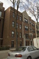 2124 N Hudson Apartments