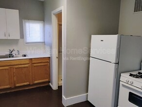 615 N Avery St in Macomb, IL - Building Photo - Building Photo