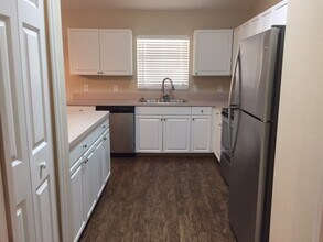 7902 49th Ave E in Bradenton, FL - Foto de edificio - Building Photo