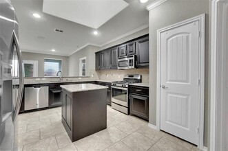 5004 Carnoustie Trail in Arlington, TX - Building Photo - Building Photo