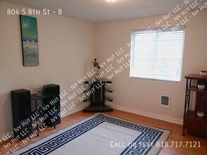 804 S 8th St in Tacoma, WA - Building Photo - Building Photo