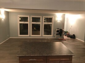 515 Lake Crescent in Saskatoon, SK - Building Photo