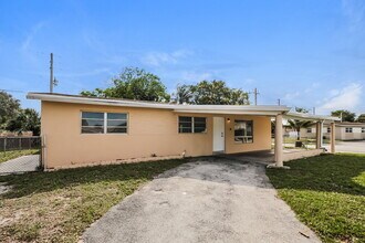 2890 NW 20th St in Fort Lauderdale, FL - Foto de edificio - Building Photo