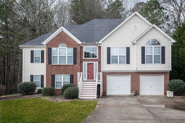 property at 735 Bramlett Way