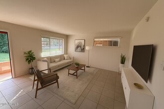 5107 E Oak St in Phoenix, AZ - Building Photo - Building Photo