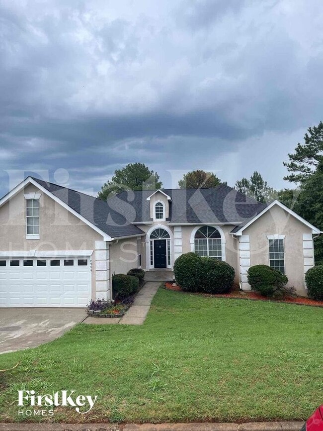 7956 Clearview Cir