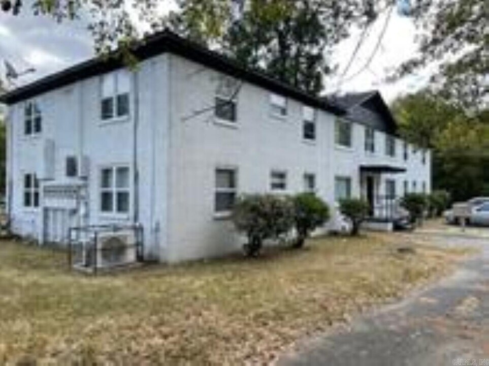 1504 Allen St in North Little Rock, AR - Building Photo
