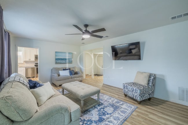 3012 29th St in Lubbock, TX - Foto de edificio - Building Photo