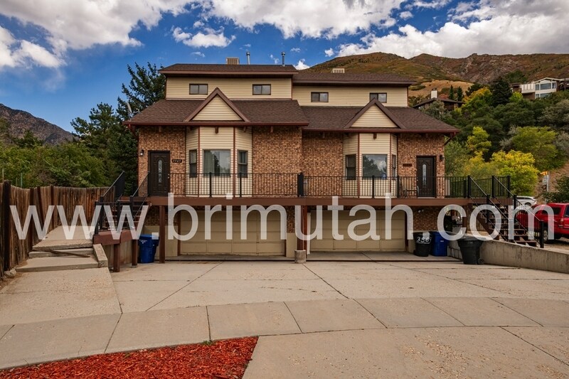 3565 Summer Estates Cir in Cottonwood Heights, UT - Foto de edificio