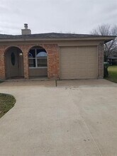 7300 NE Loop 820 in North Richland Hills, TX - Building Photo - Building Photo