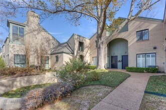 2633 McCart Ave in Fort Worth, TX - Building Photo - Building Photo