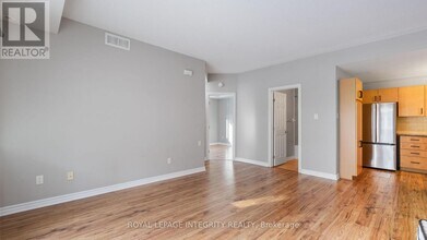 1107 Stittsville Main St in Ottawa, ON - Building Photo - Building Photo