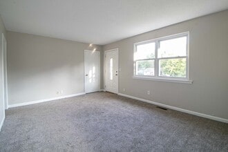 808 Helton Dr in Clarksville, TN - Building Photo - Building Photo