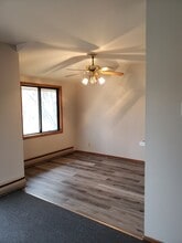 401 Cheviot Chase, Unit #1 in Waukesha, WI - Building Photo - Building Photo