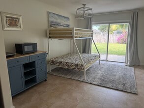 2561 SE Victory Ave in Port St. Lucie, FL - Building Photo - Building Photo