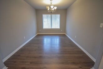 105 S Ray Ave in Fayetteville, AR - Building Photo - Building Photo